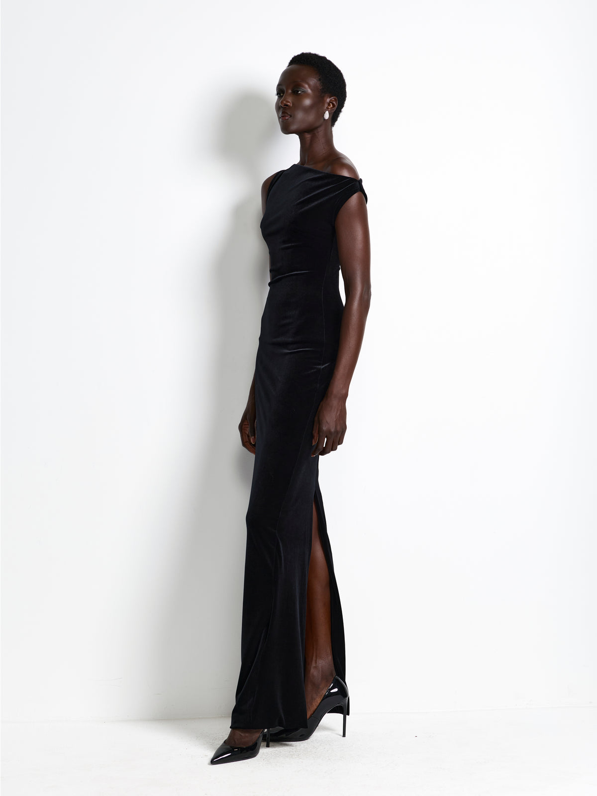 Inaya Gown - Black Velvet - EFFIE KATS